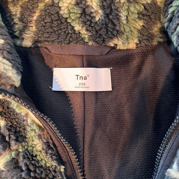 Green, white and black turtle neck TNA fur sweater - Picture 7 of 9